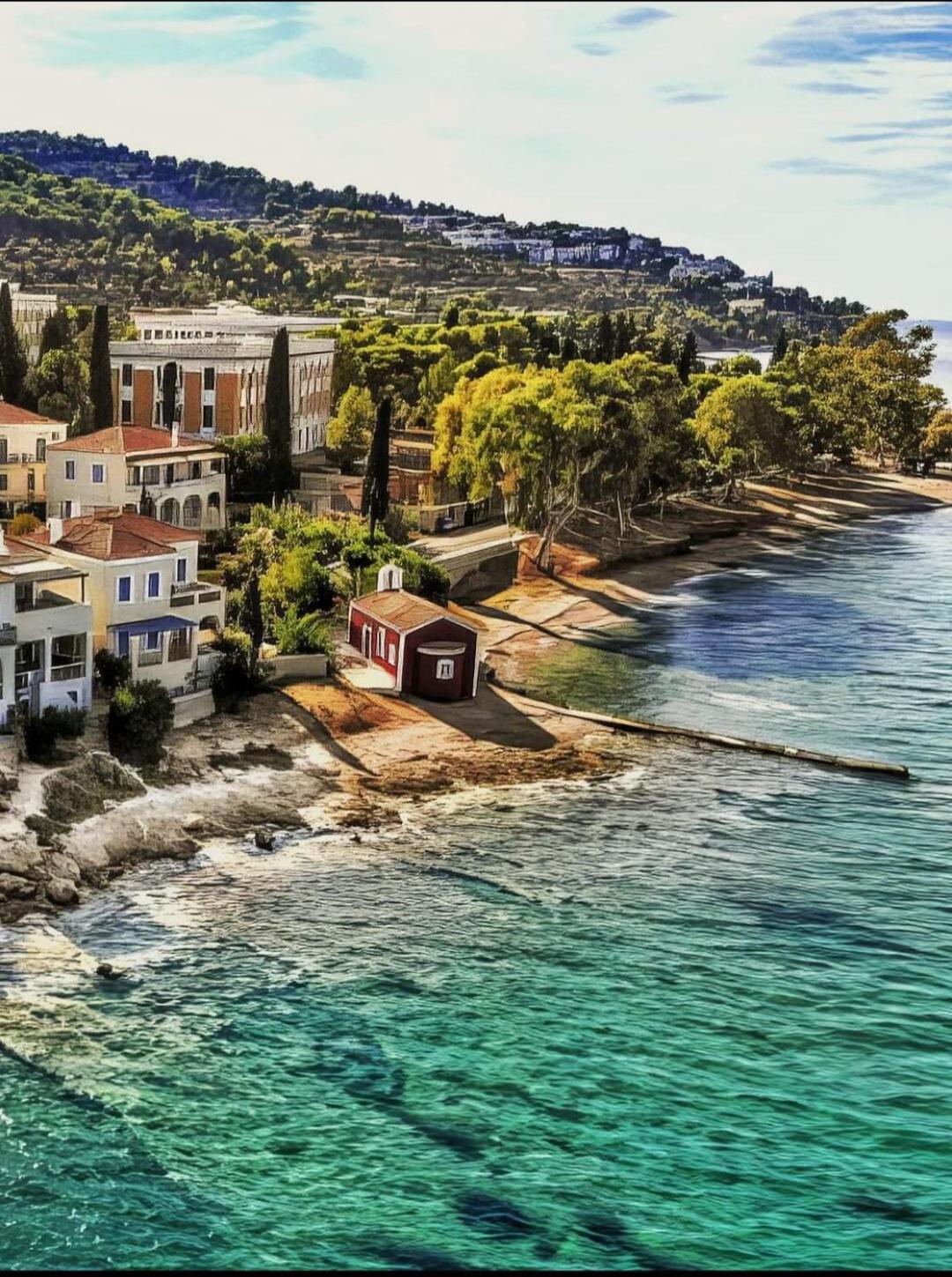 Alexjean cosy apartment close to beach and Dapia