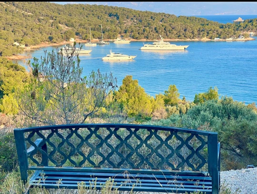 Alexjean cosy apartment close to beach and Dapia