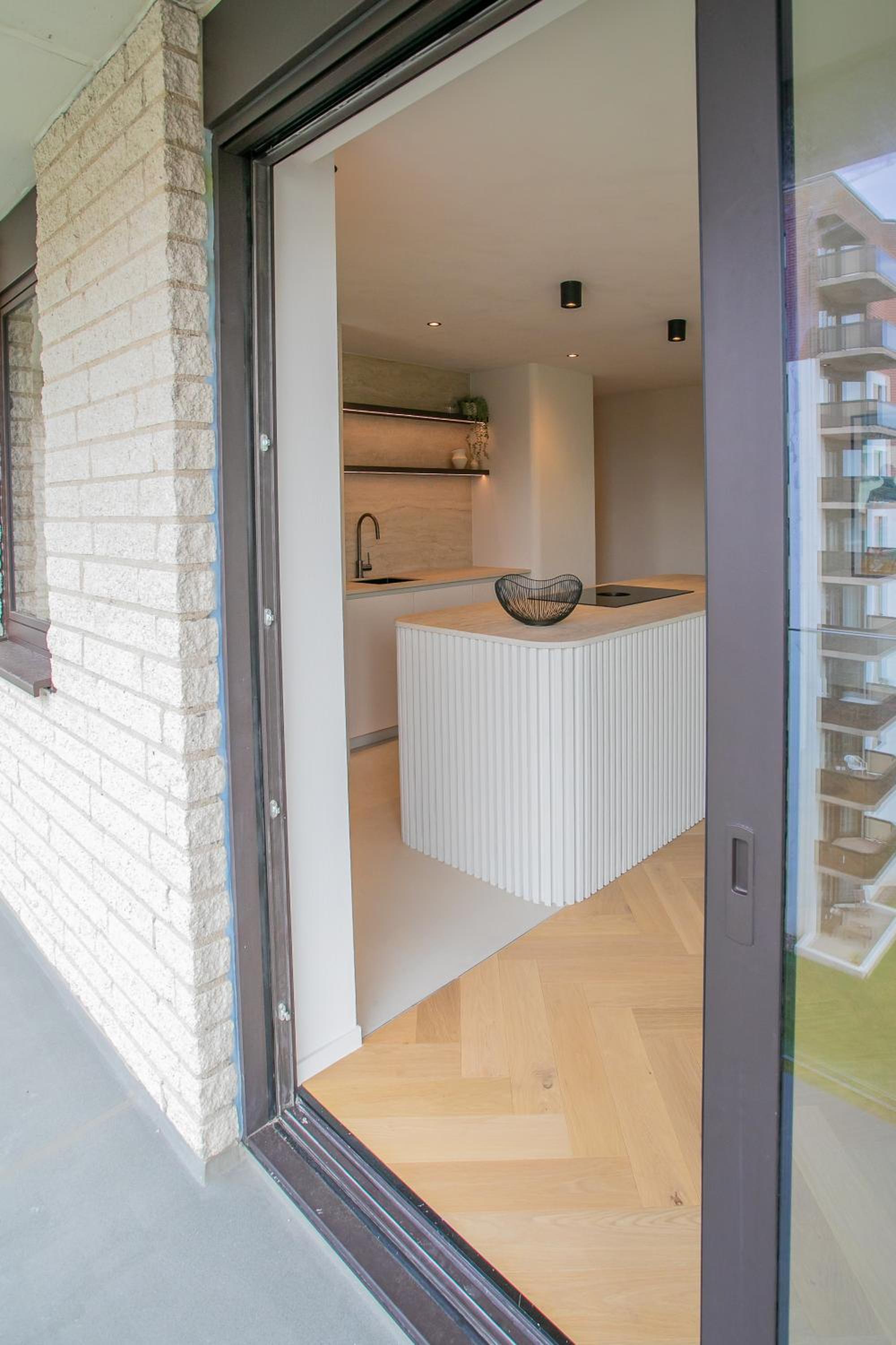 Flat Monet