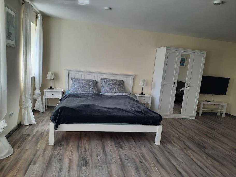 Stilvolle 2-Zimmer-Wohnung, 75qm in Lohr am Main