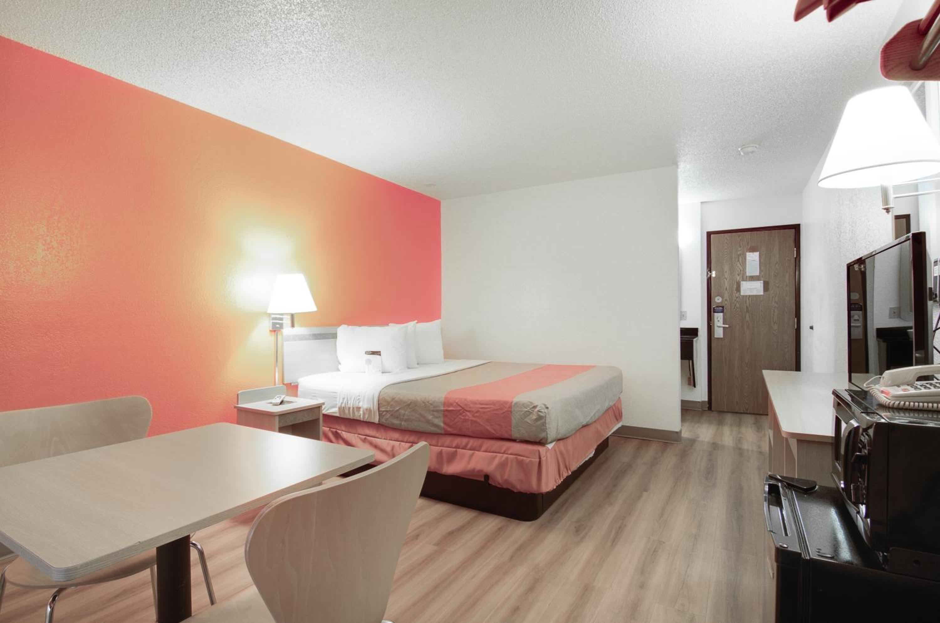 Colby Vacations - Motel 6-Colby, KS - Property Image 7
