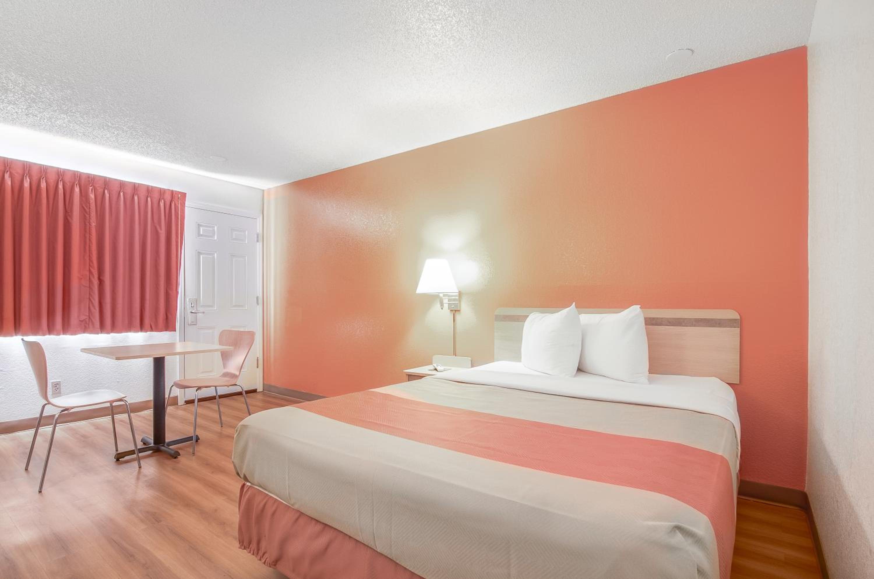 Colby Vacations - Motel 6-Colby, KS - Property Image 10