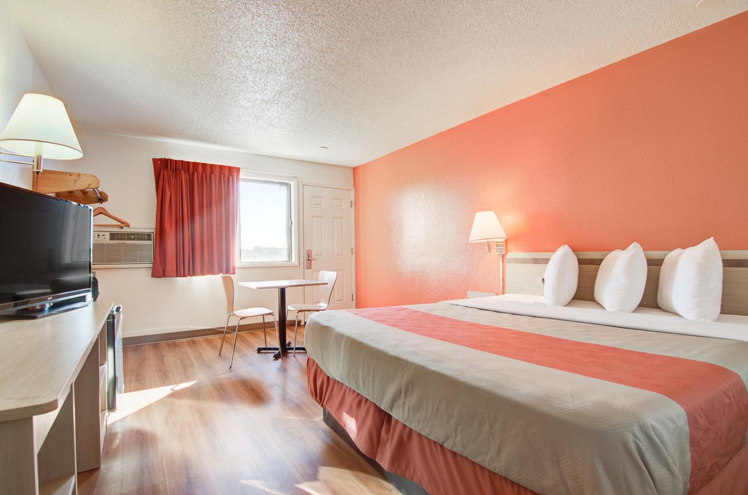 Colby Vacations - Motel 6-Colby, KS - Property Image 12