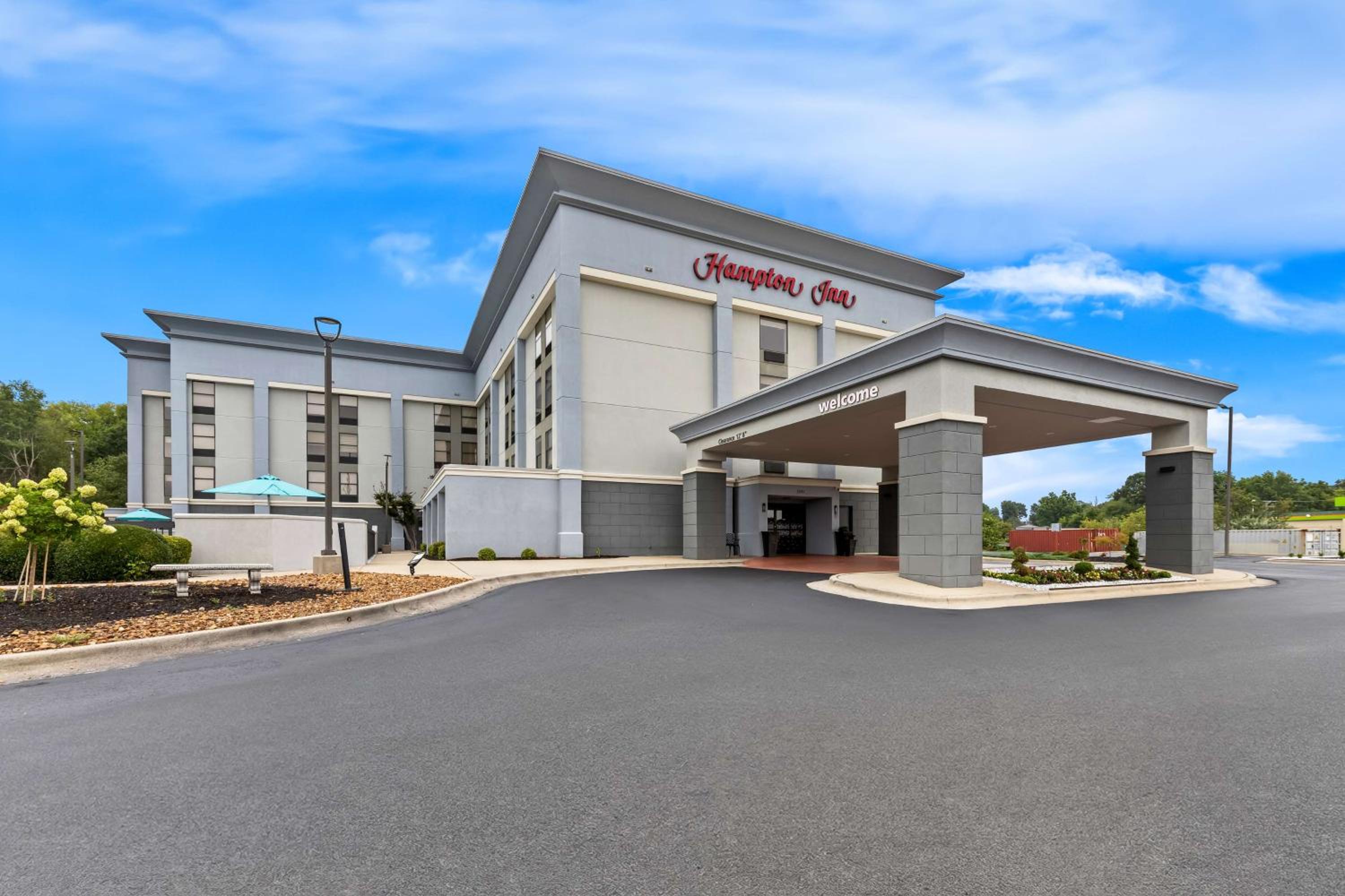 Florence Vacations - Hampton Inn Florence Midtown near University of North Alabama - Property Image 2