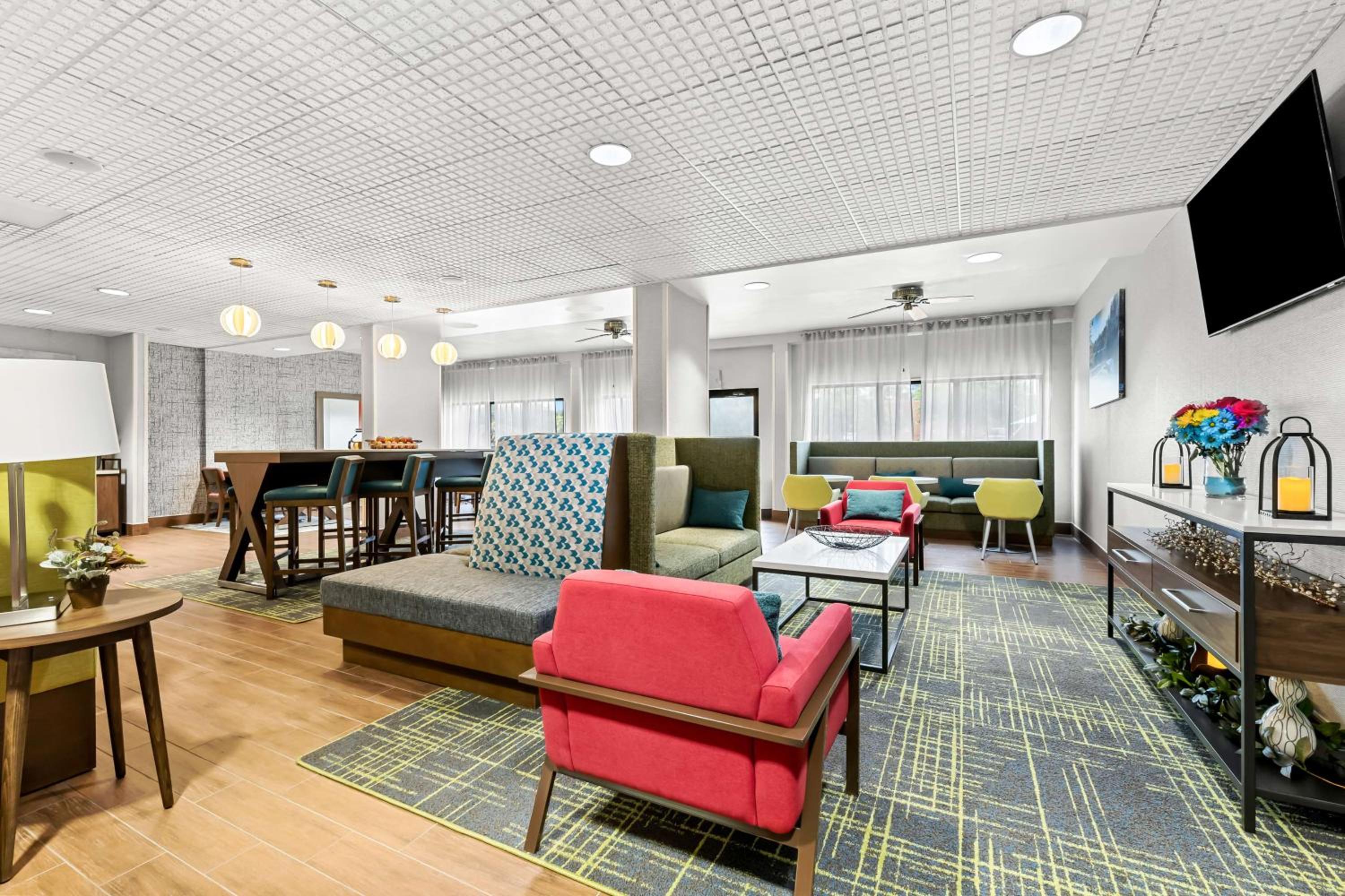 Florence Vacations - Hampton Inn Florence Midtown near University of North Alabama - Property Image 5