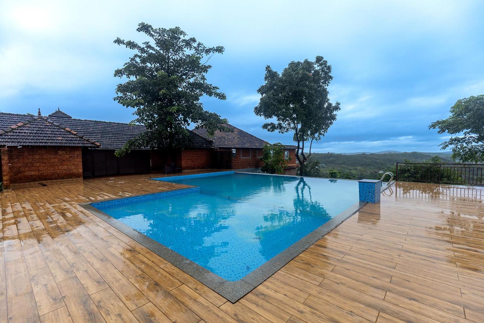 SandalMist Resort and Spa view 4