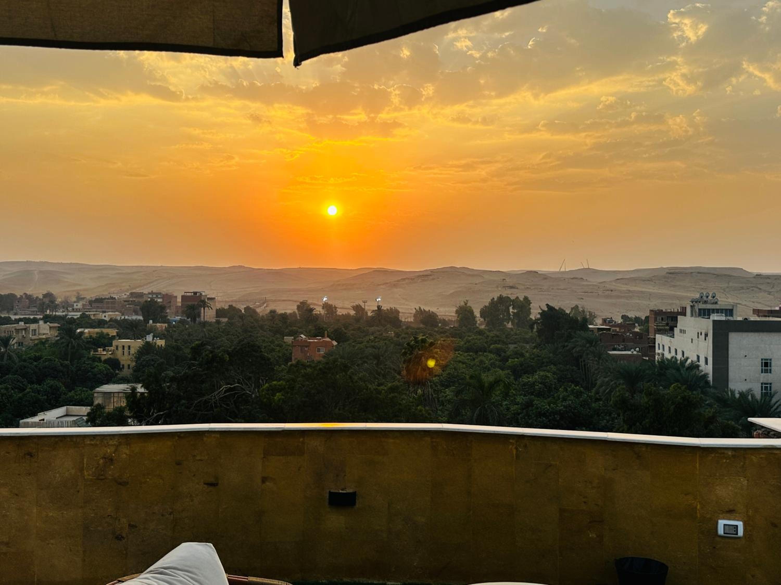 golden mask pyramids view