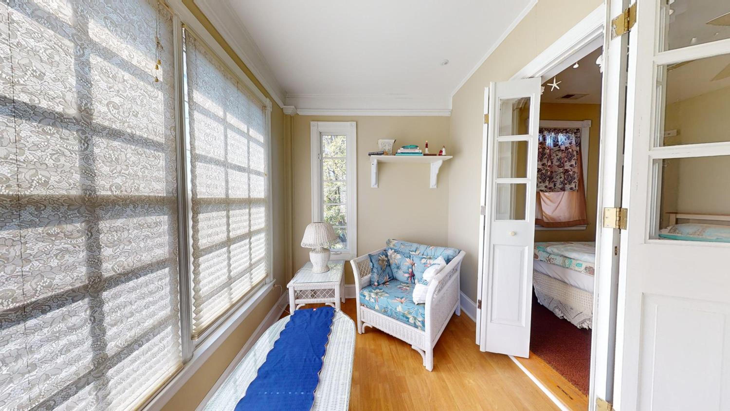 Gloria Vare Properties view 5