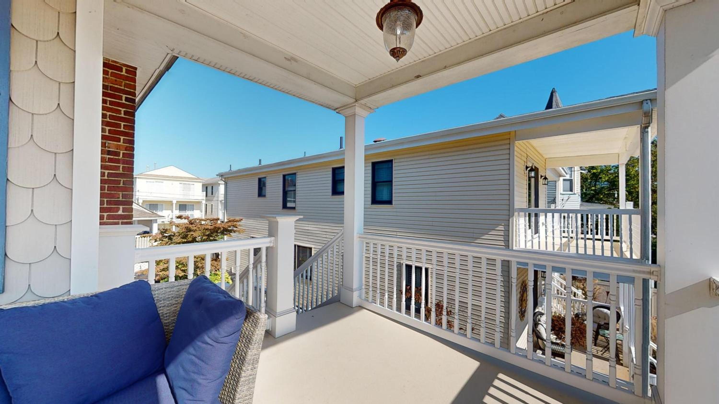 Gloria Vare Properties view 4