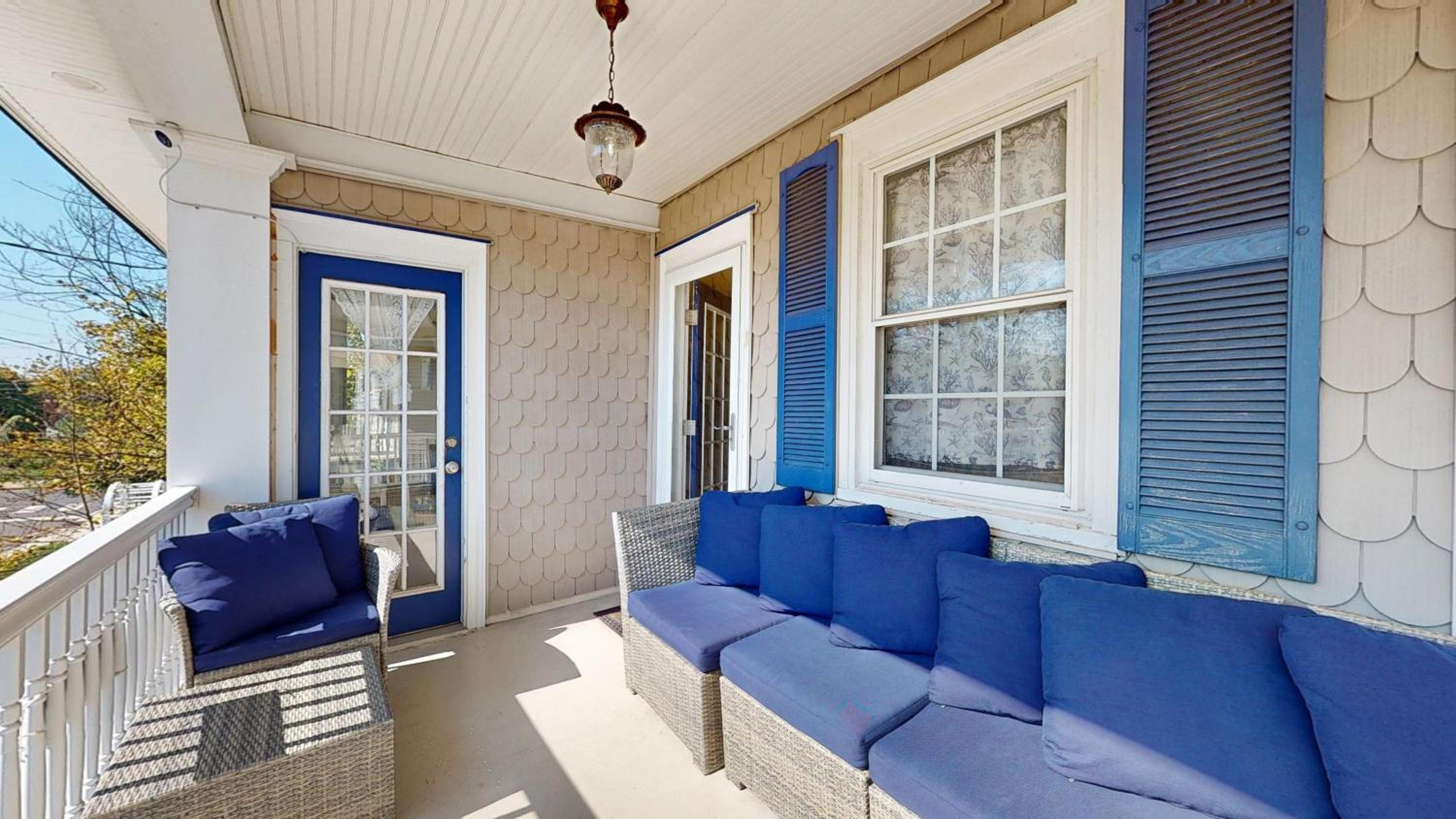 Gloria Vare Properties view 3