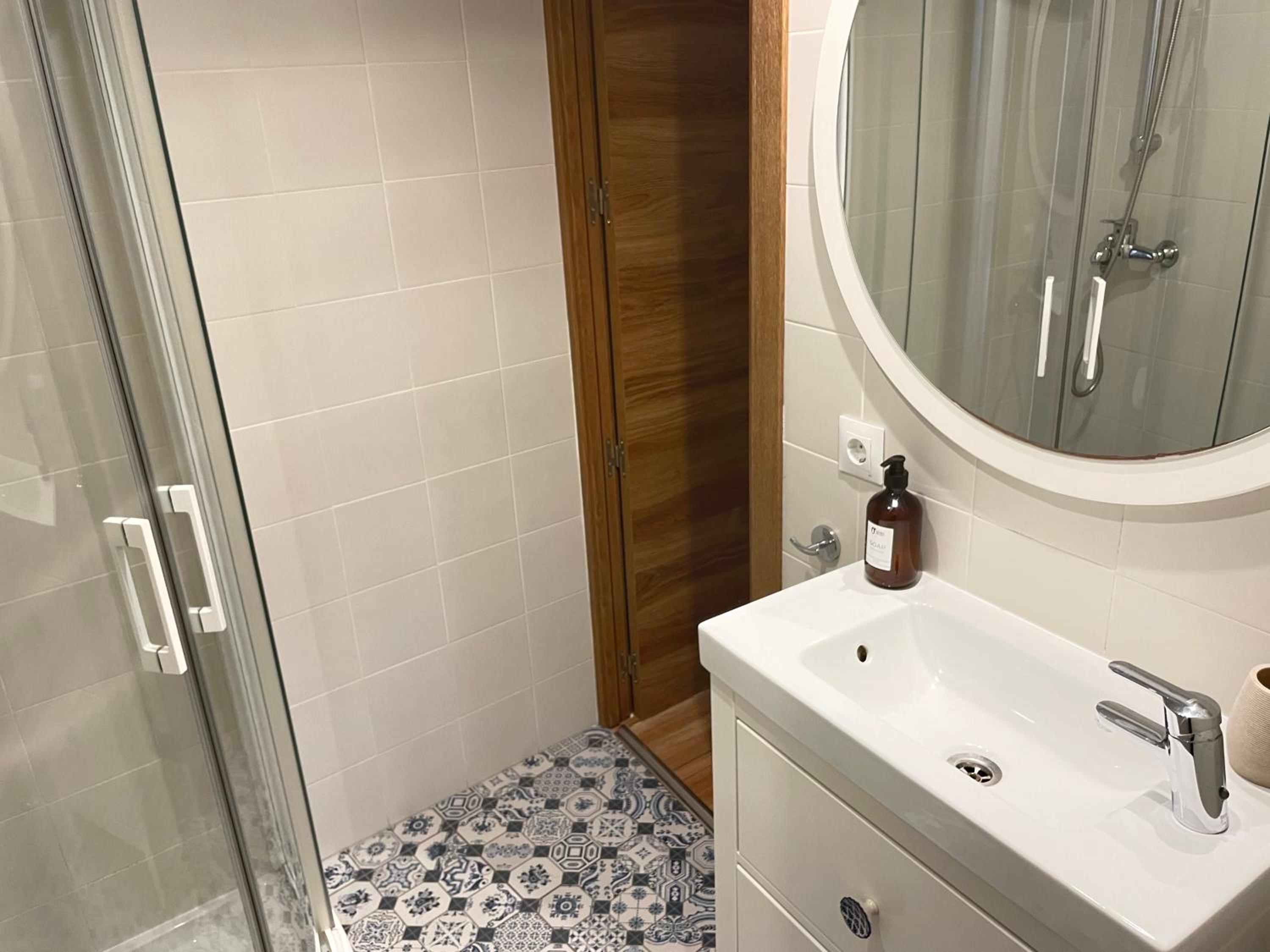 Barrio Luzan 2 by United Renters view 3