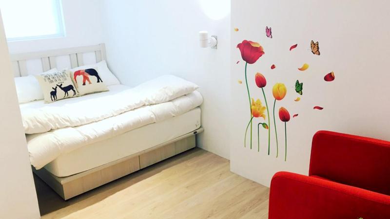 4Plus Hostel