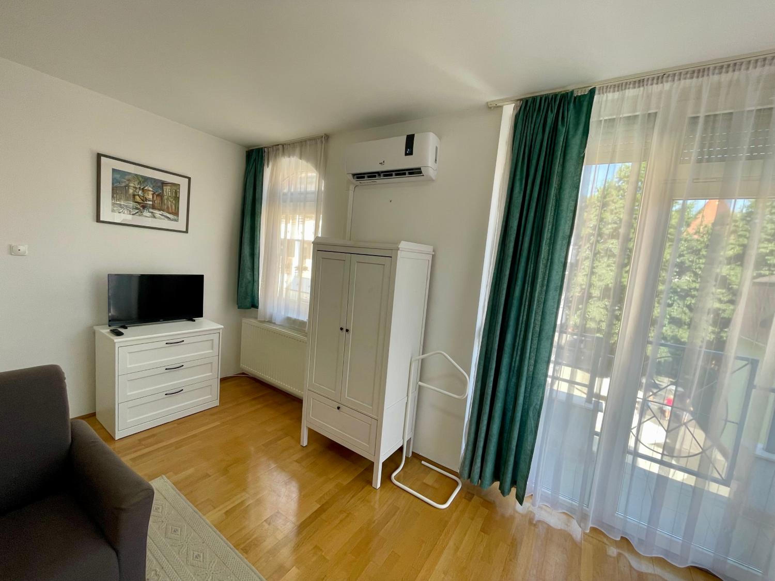 Eve Apartman view 4
