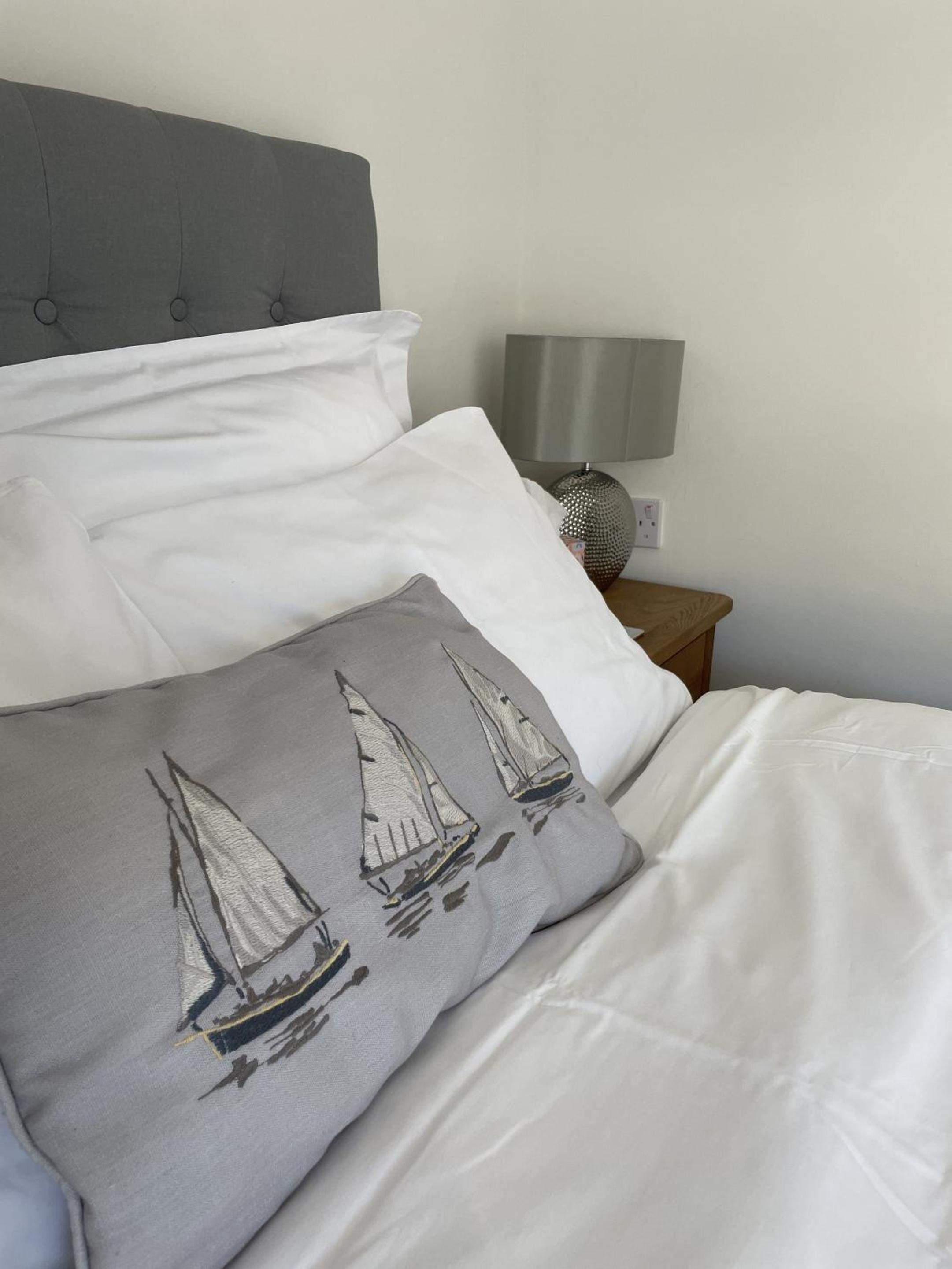 Little Mainstone Guest House