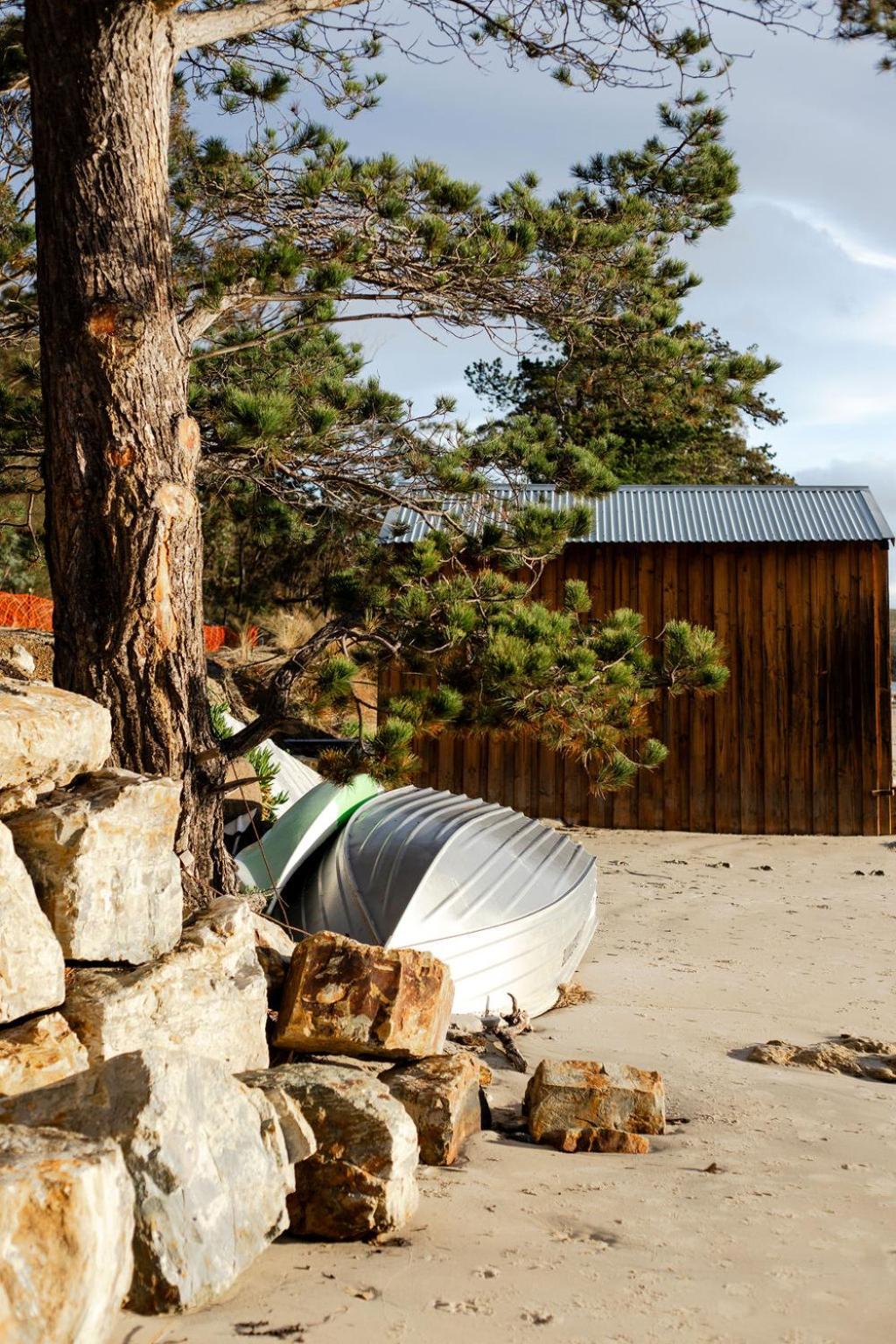 Your Bruny Island Beach Getaway
