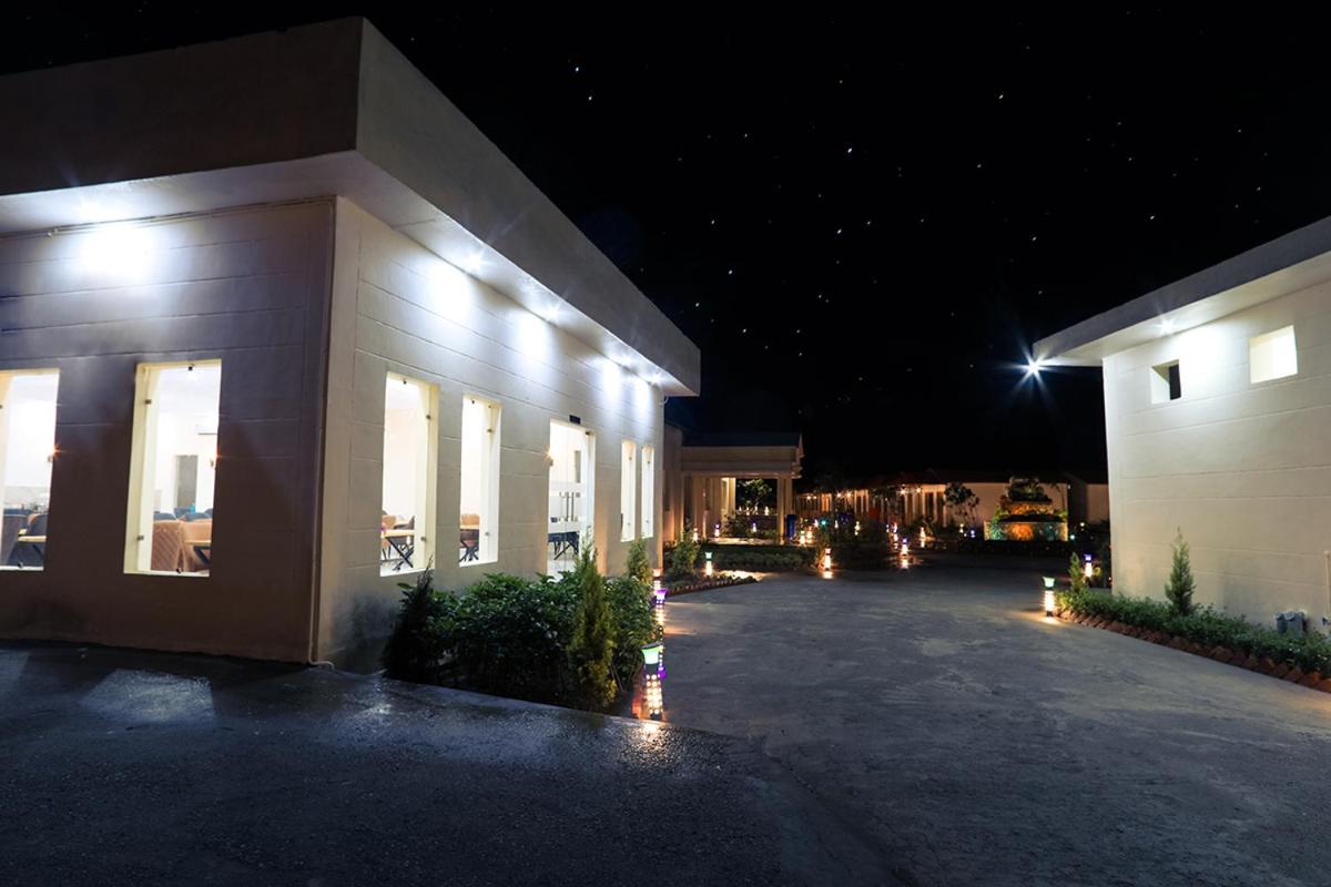 Corbett Tranquil Tigers Resort