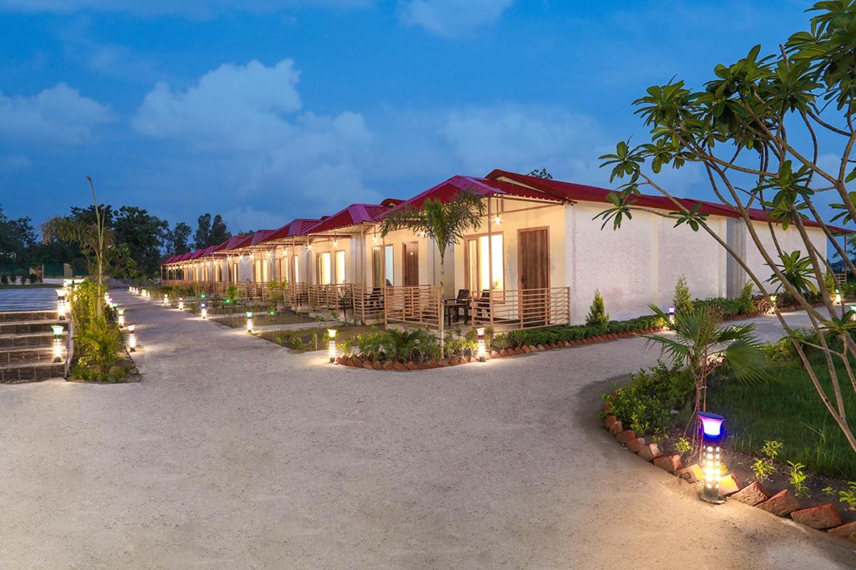 Corbett Tranquil Tigers Resort