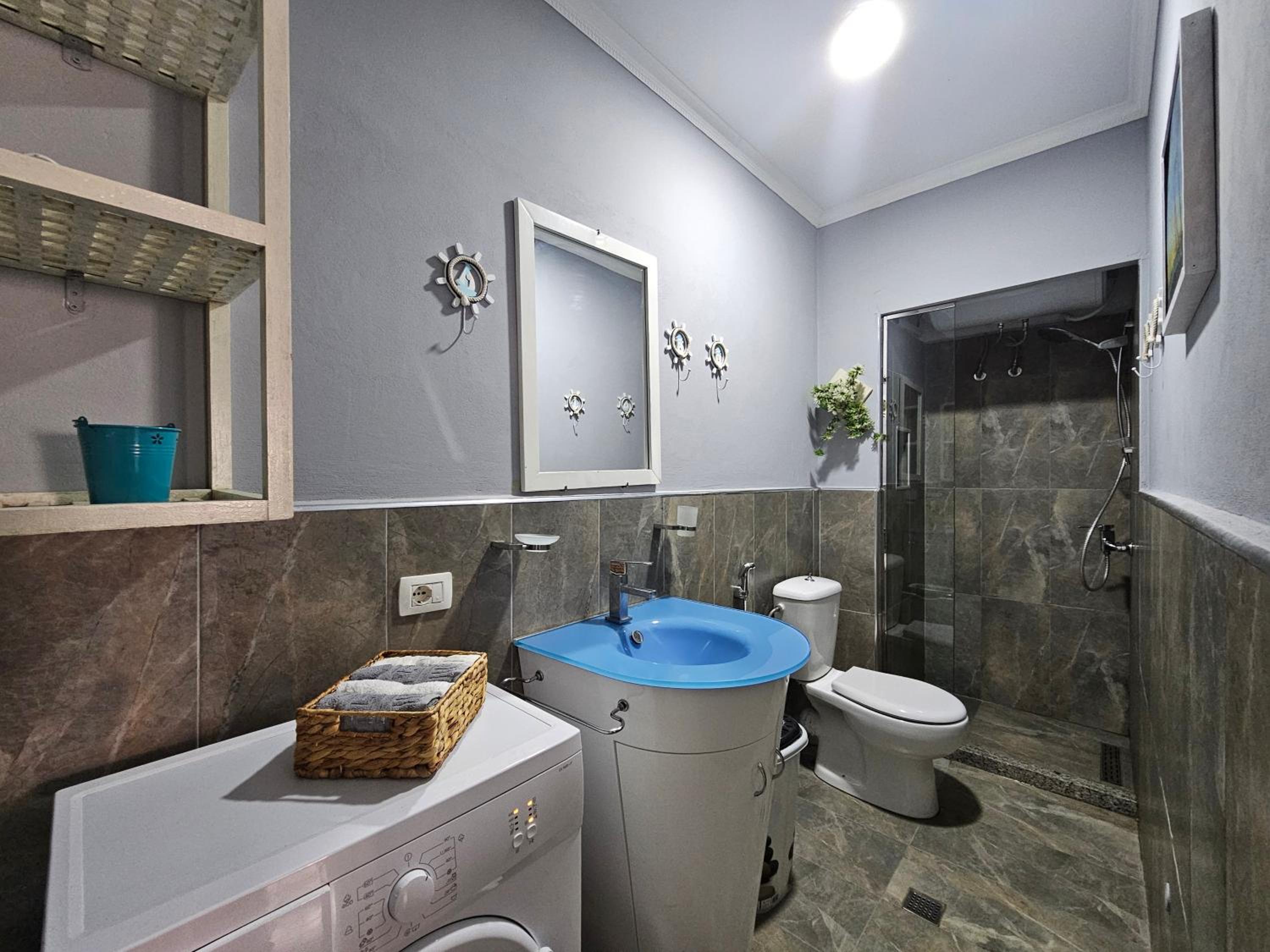 Fancy Sea View Apartment 1