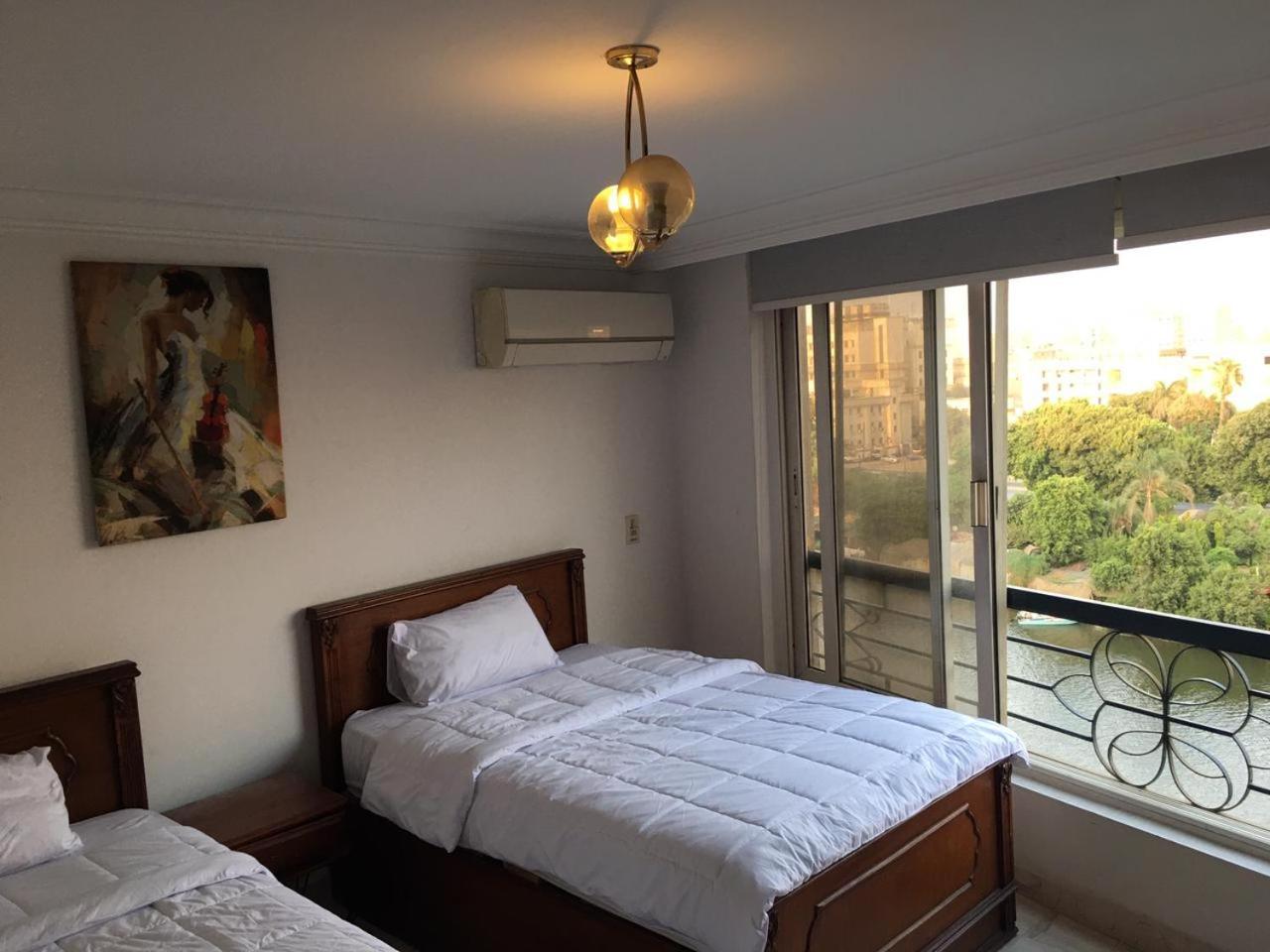 Luxury duplex on the Nile in Manial
