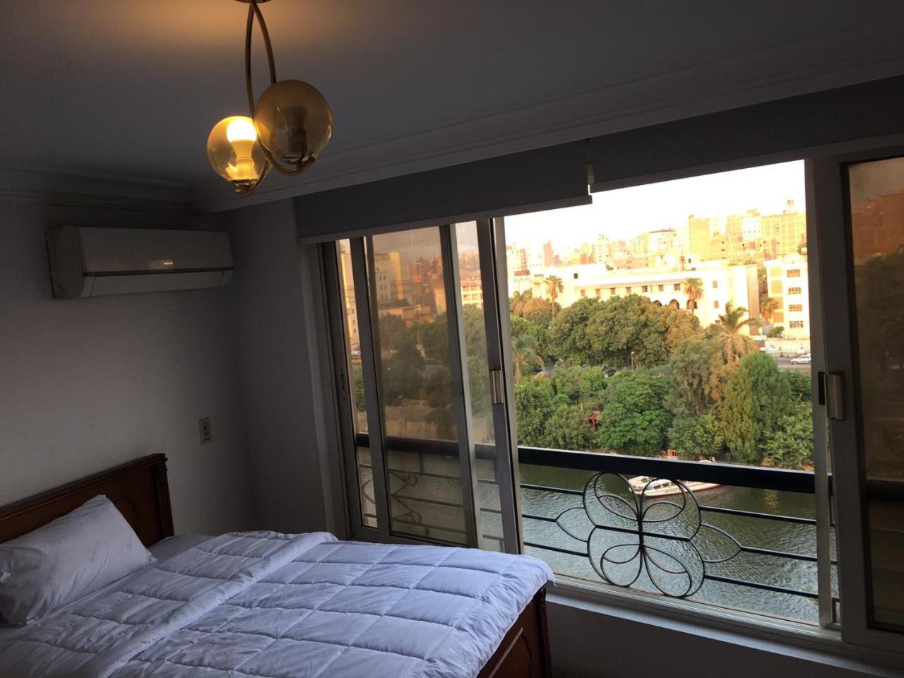 Luxury duplex on the Nile in Manial