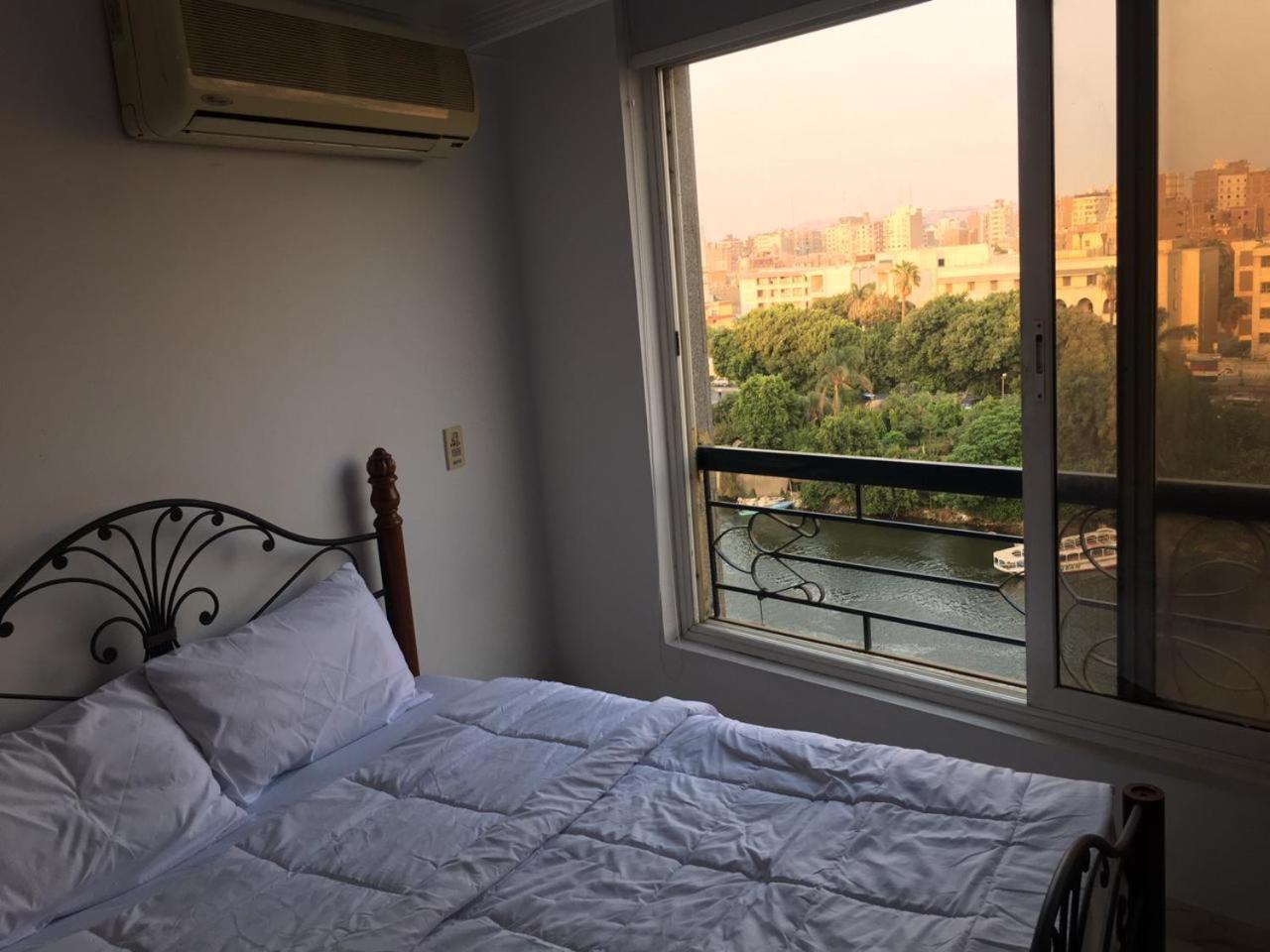 Luxury duplex on the Nile in Manial