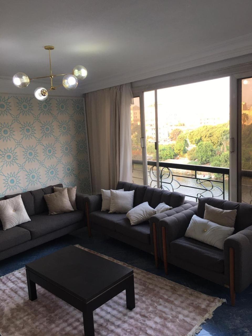 Luxury duplex on the Nile in Manial