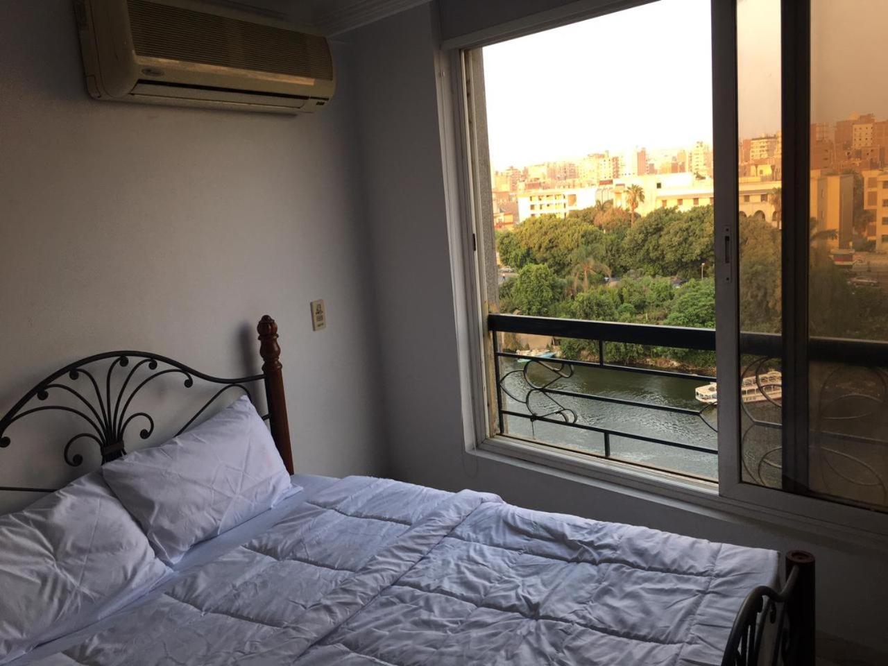 Luxury duplex on the Nile in Manial