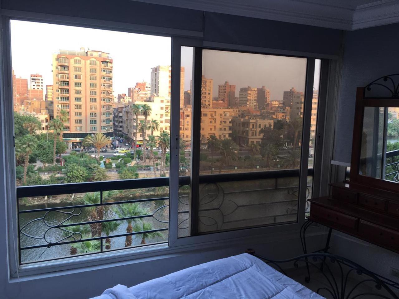 Luxury duplex on the Nile in Manial