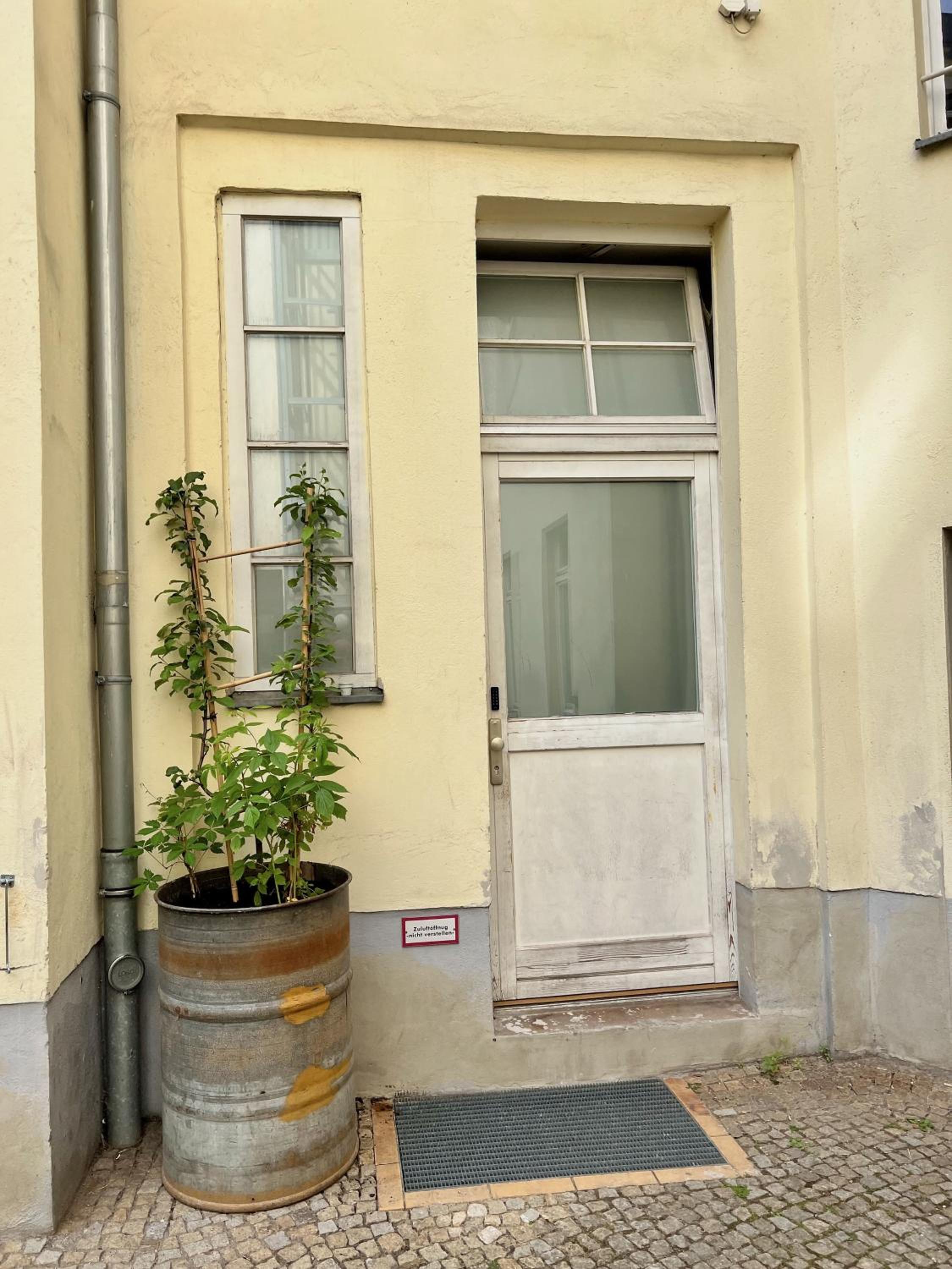 Cozy designer apartment in Friedrichshain