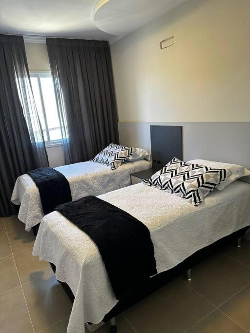 APARTAMENTO 401 Paradiso em Bombas com 3 quartos