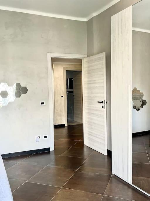 Le Crudi Home Genova Pegli
