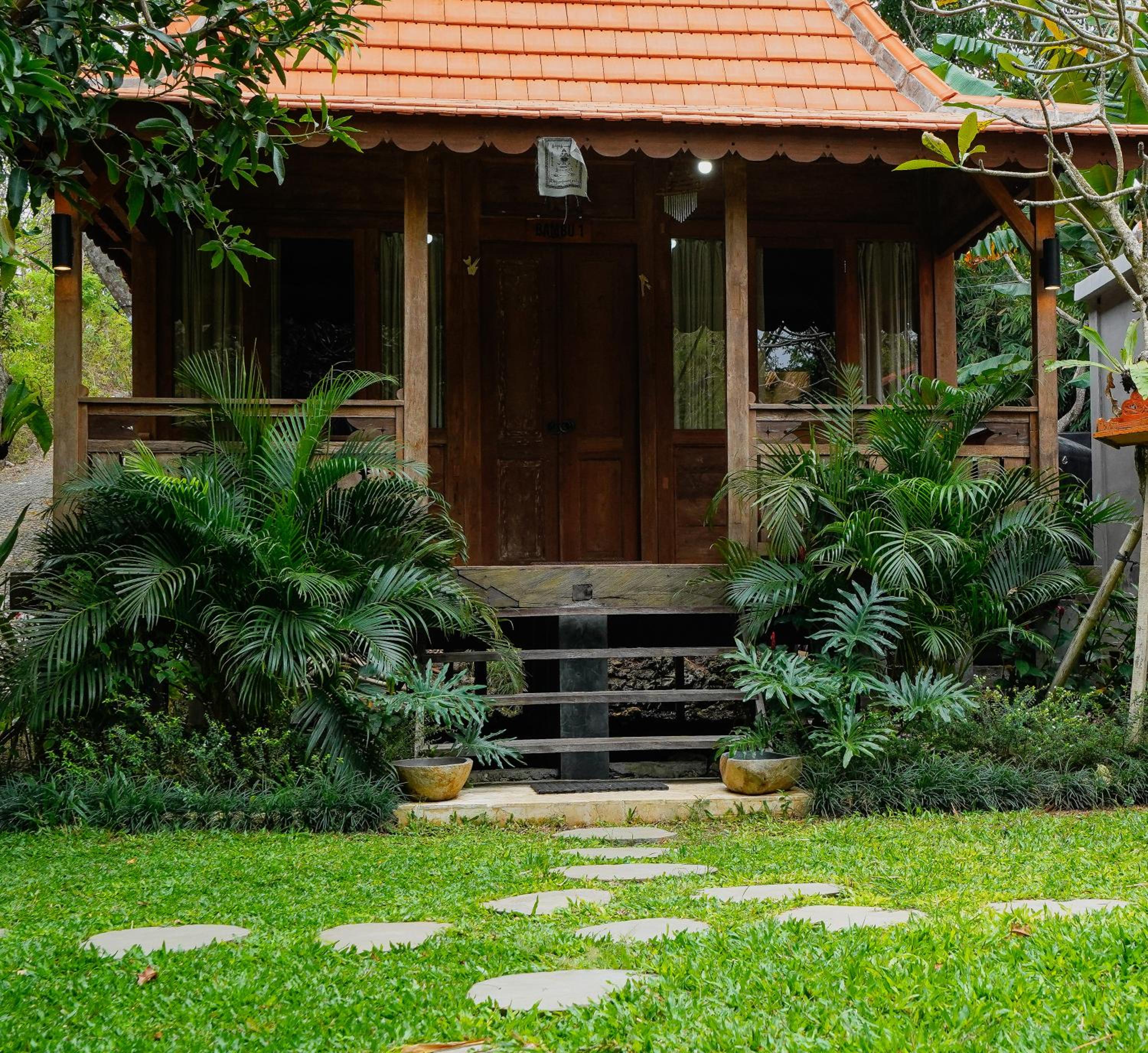 Rumah Bambu Gladek Satu view 3