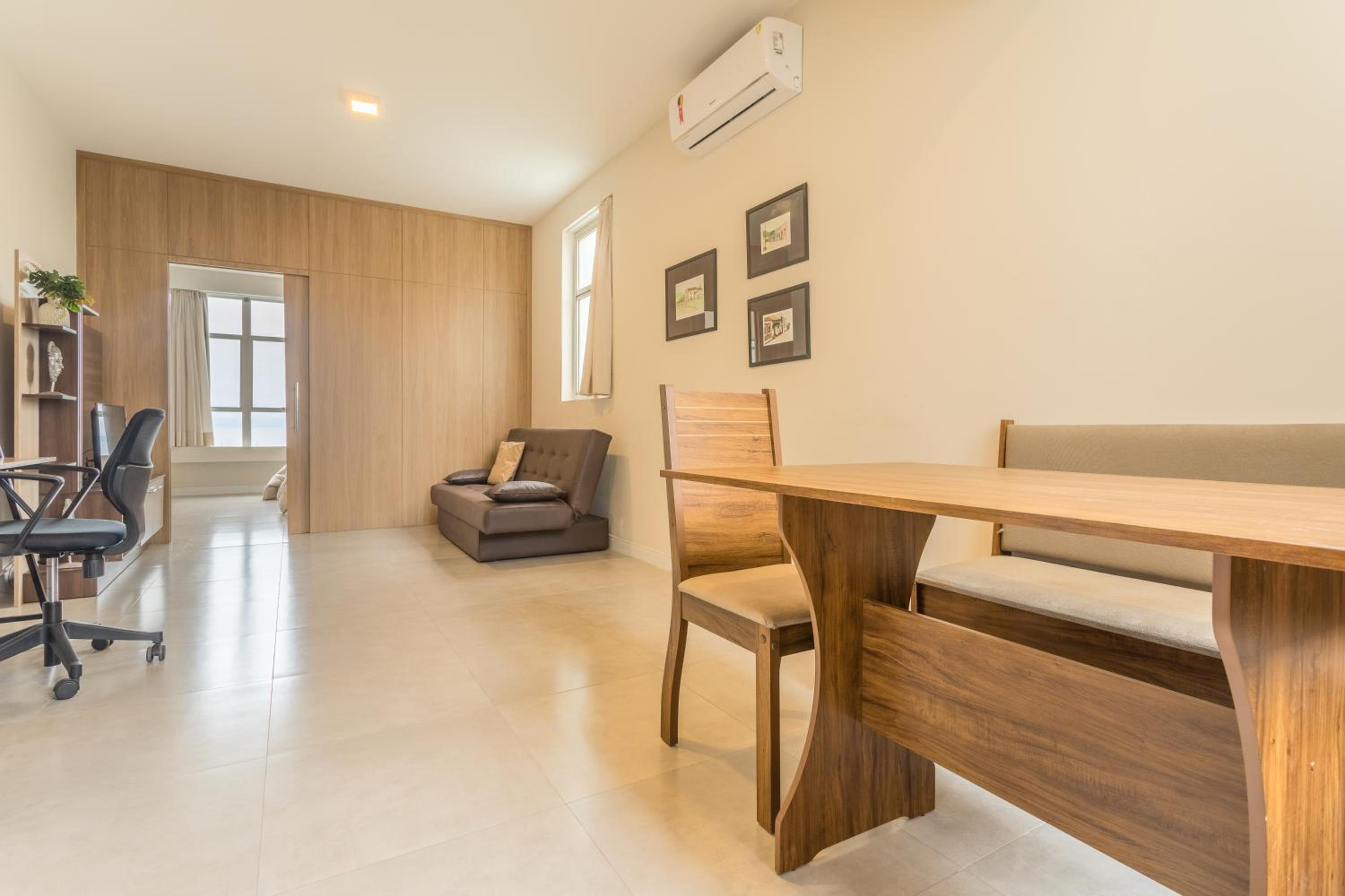 Conforto e home office no centro YX3732