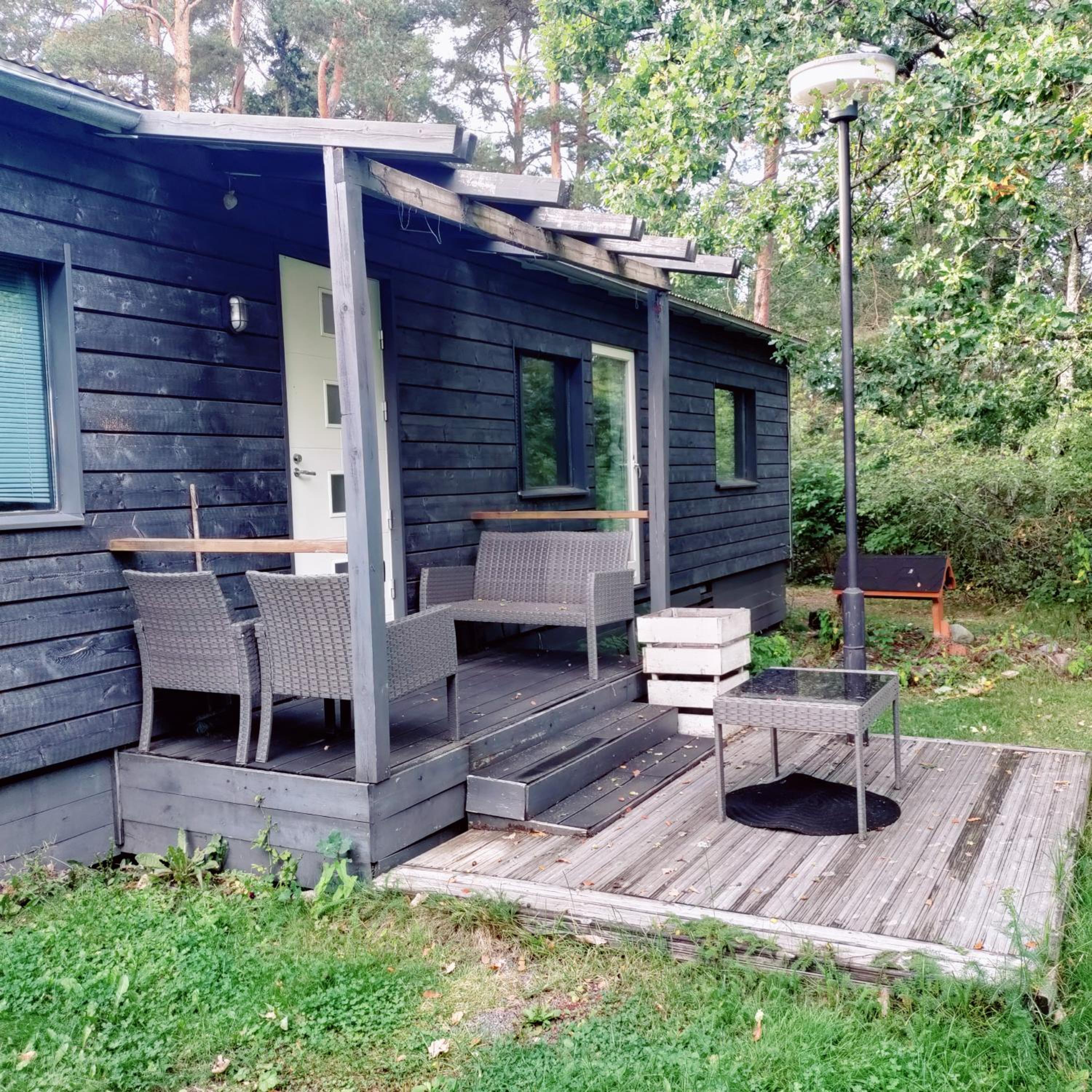 Puisto mökki