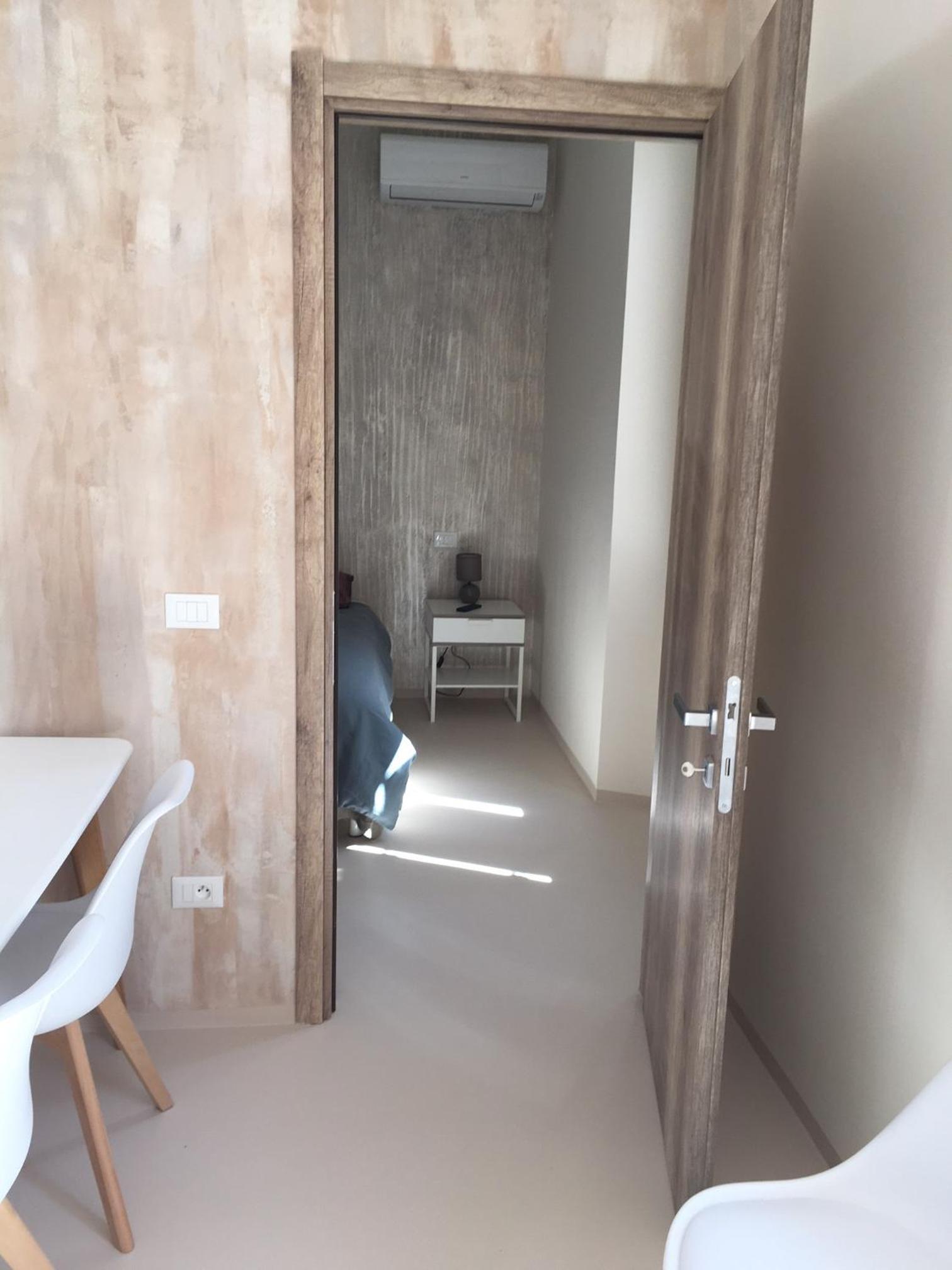 3 ROOMS - DOWNTOWN CANNES - 2 MIN FROM PALAIS Festivals