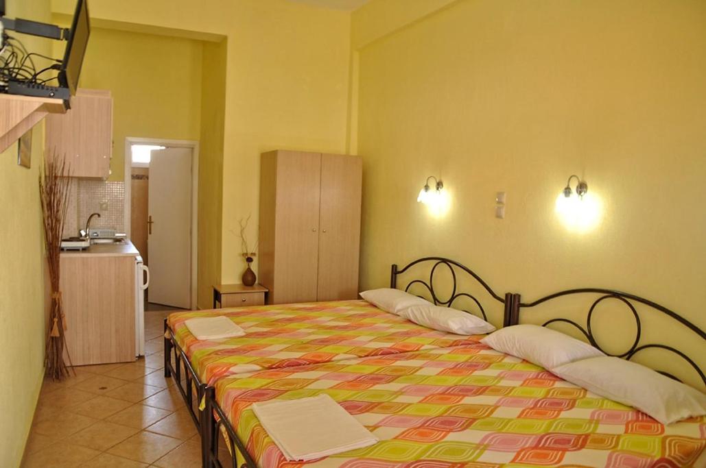 Themis Rooms