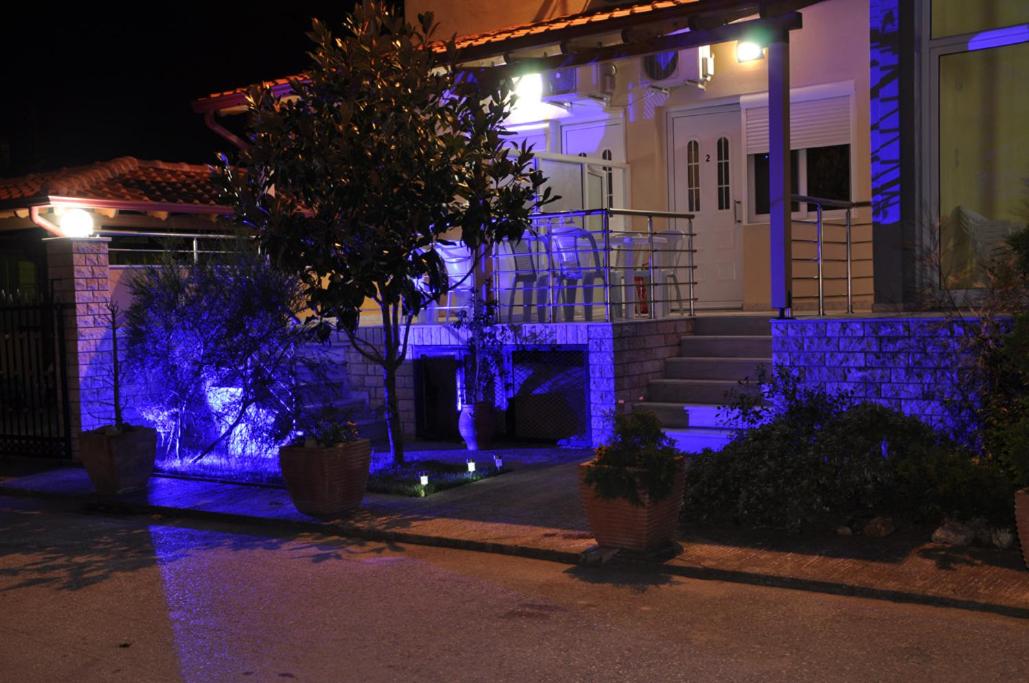 Themis Rooms
