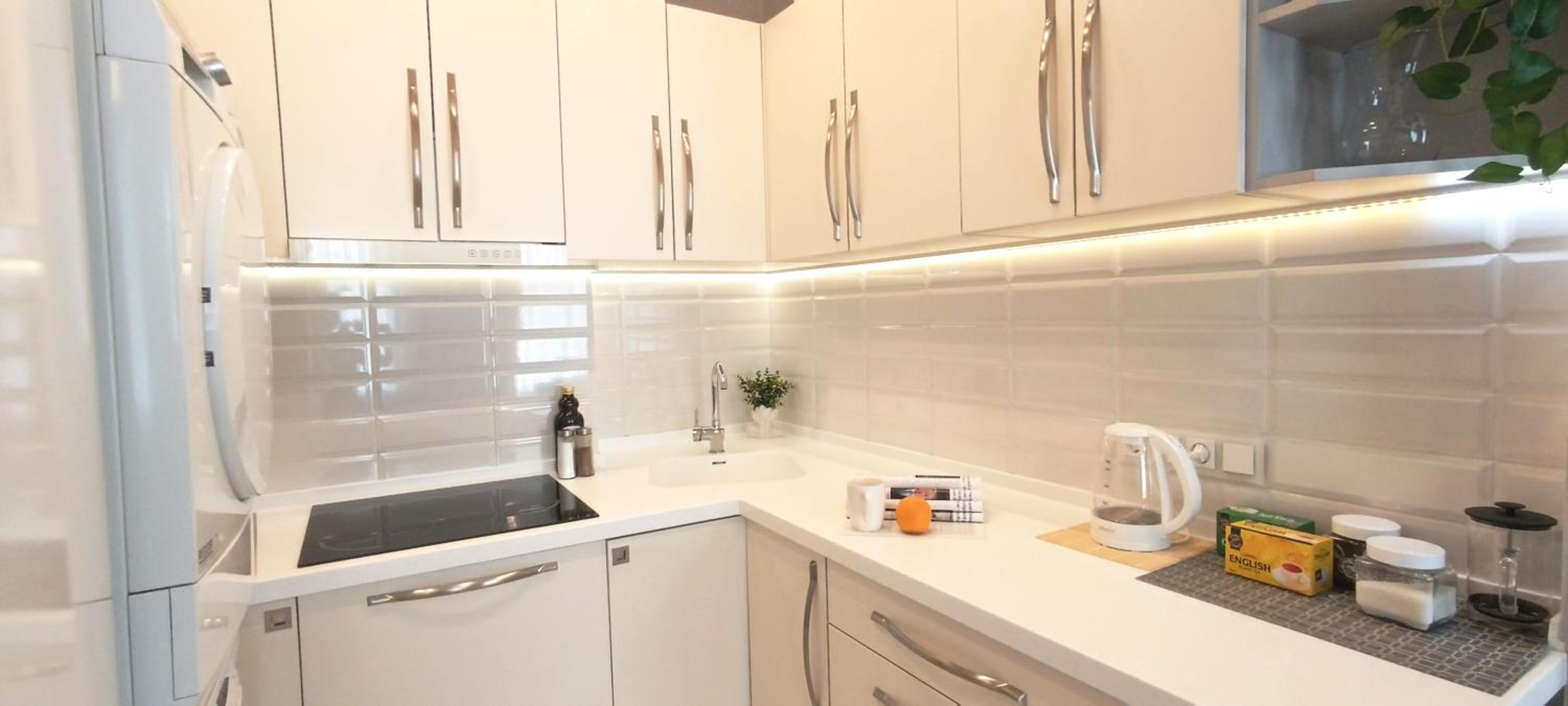 Old Town Two Bedroom Apartment near Dome Square & Scenic Waterfront