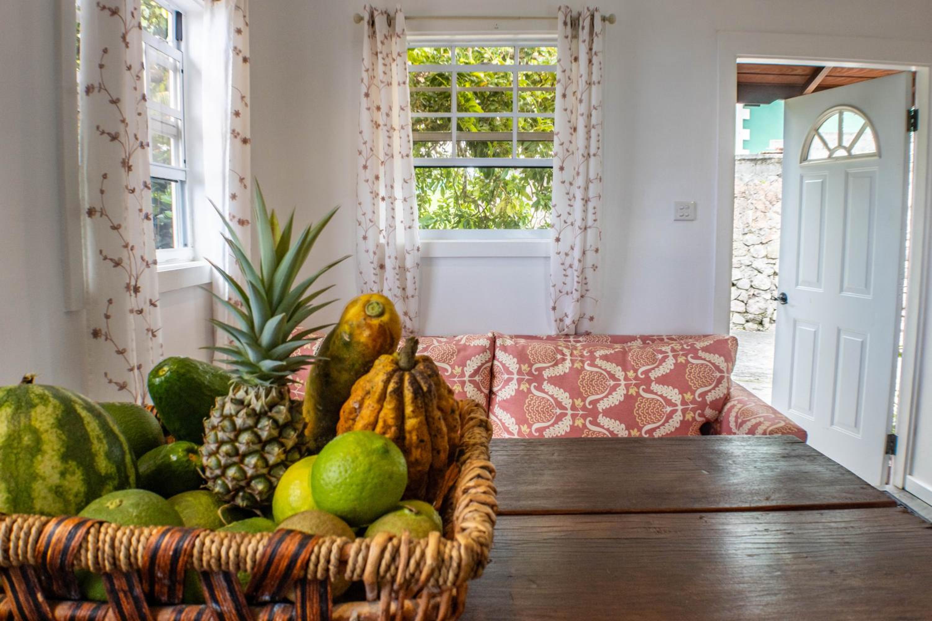 Montete Hilltop Cottage with Stunning Panoramic Views view 5