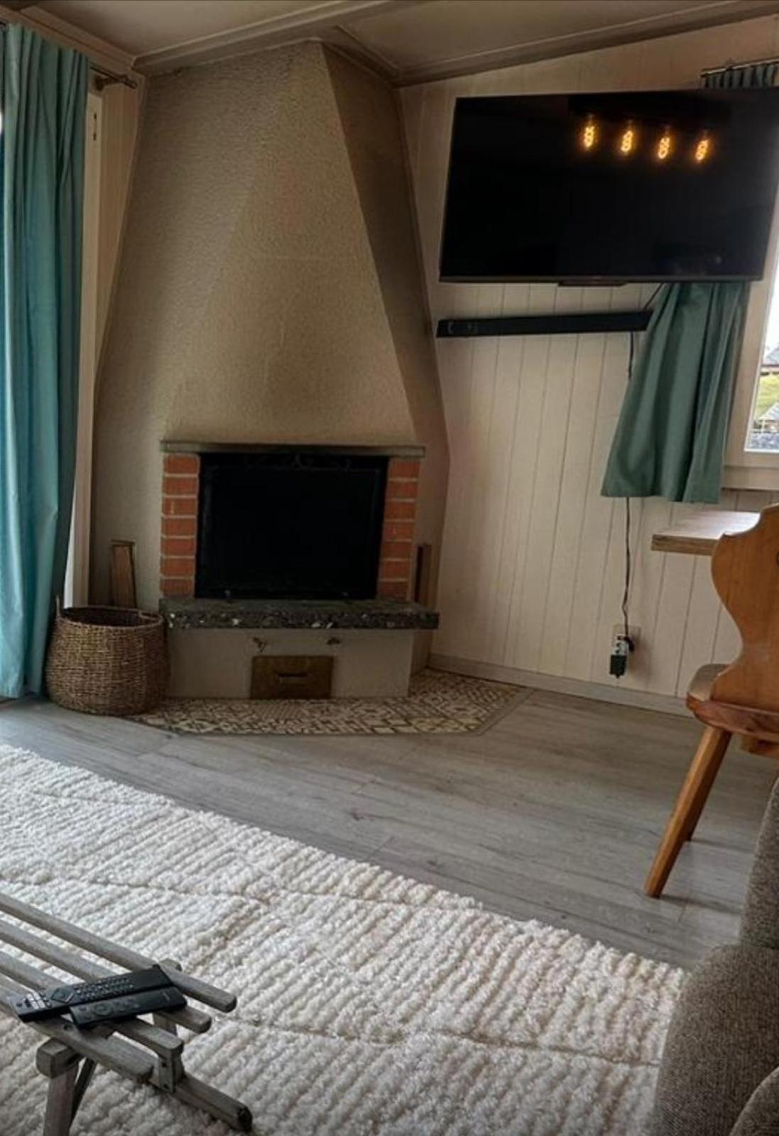 Le Petite Chalet