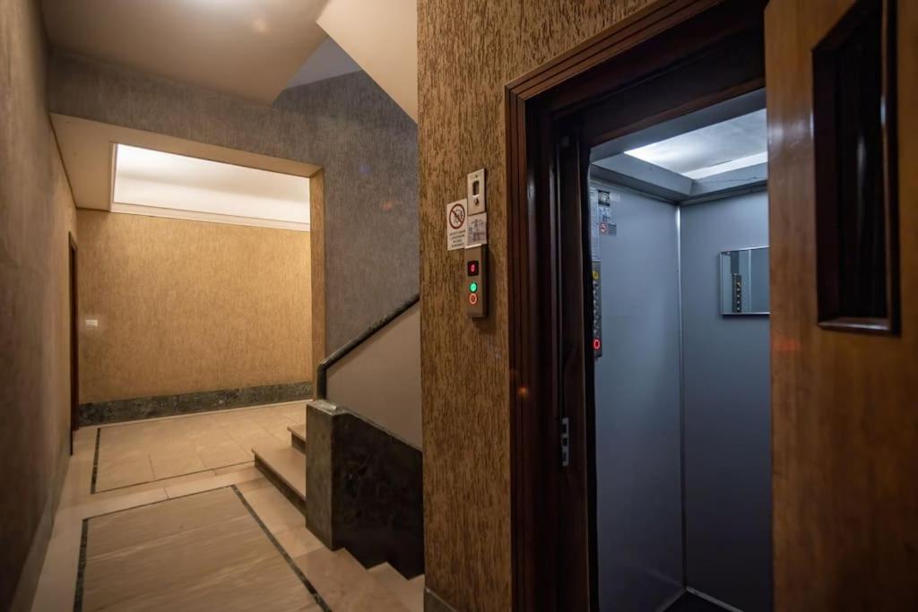 Homely - spacious Apt in gianicolo district