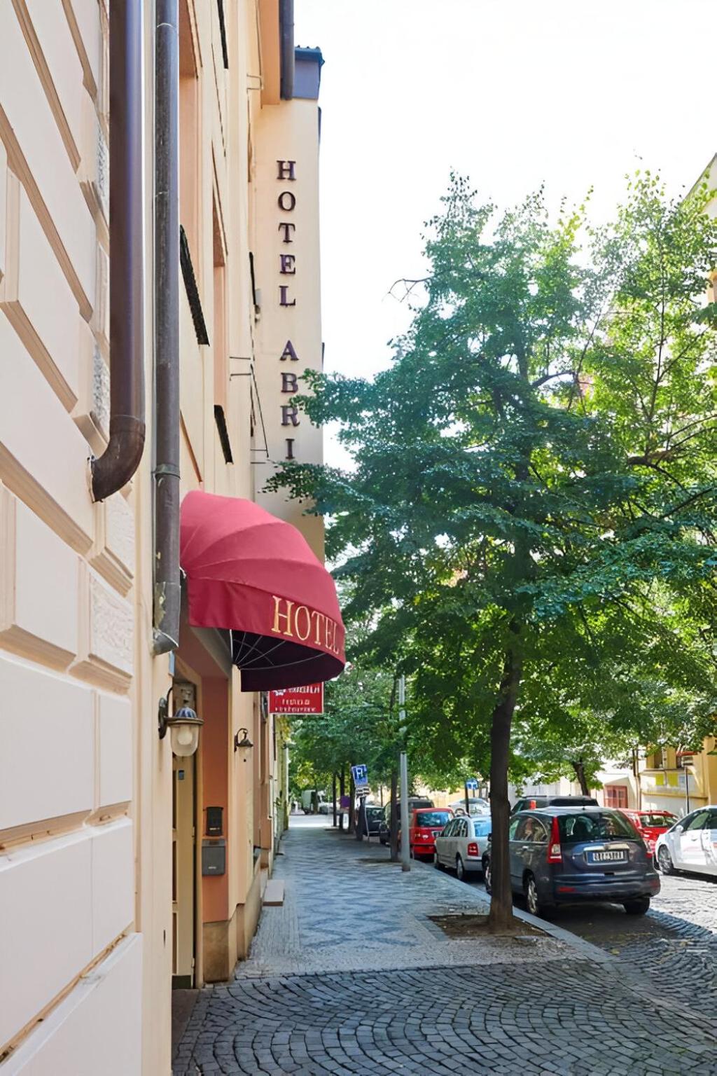 Apartments Abri