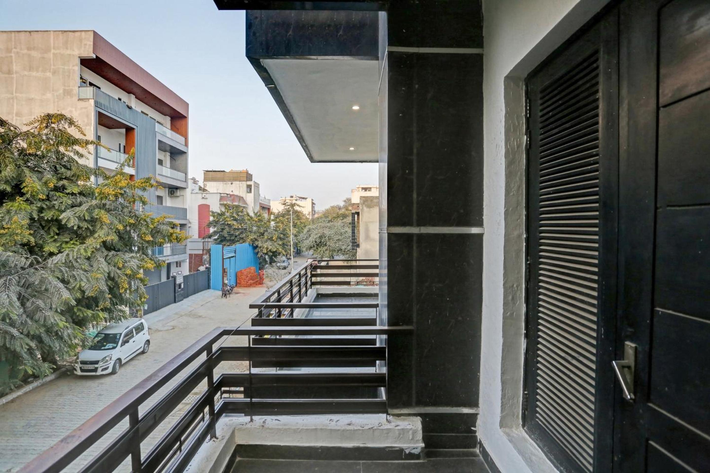 Gurgaon Vacations - Super Hotel O Global Luxury Stays - Property Image 10