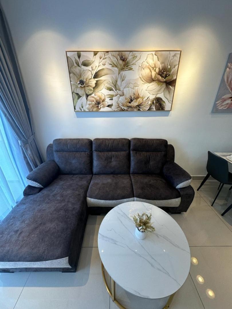 Central Park 2 Bedrooms