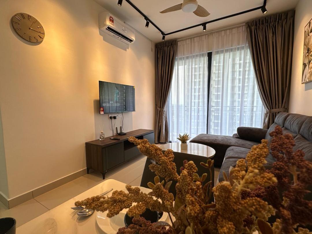 Central Park 2 Bedrooms