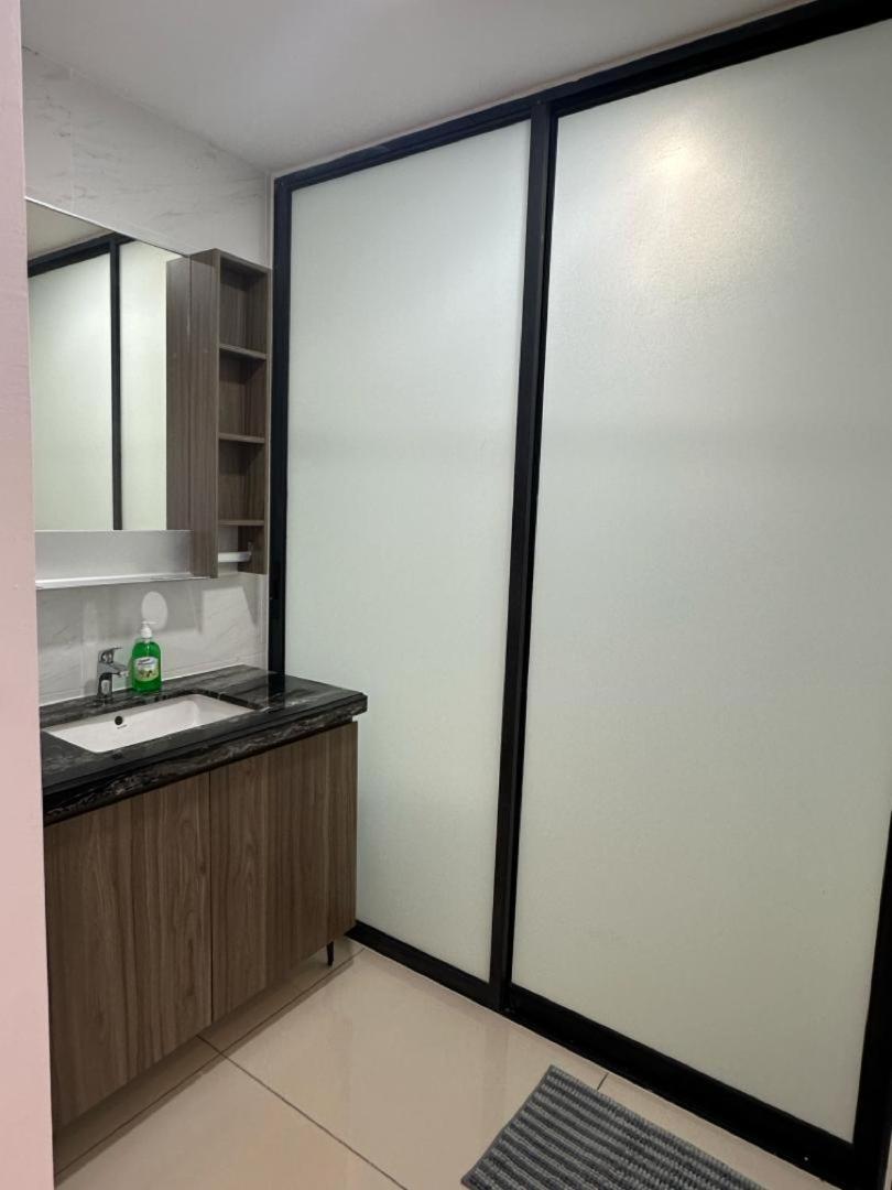 Central Park 2 Bedrooms