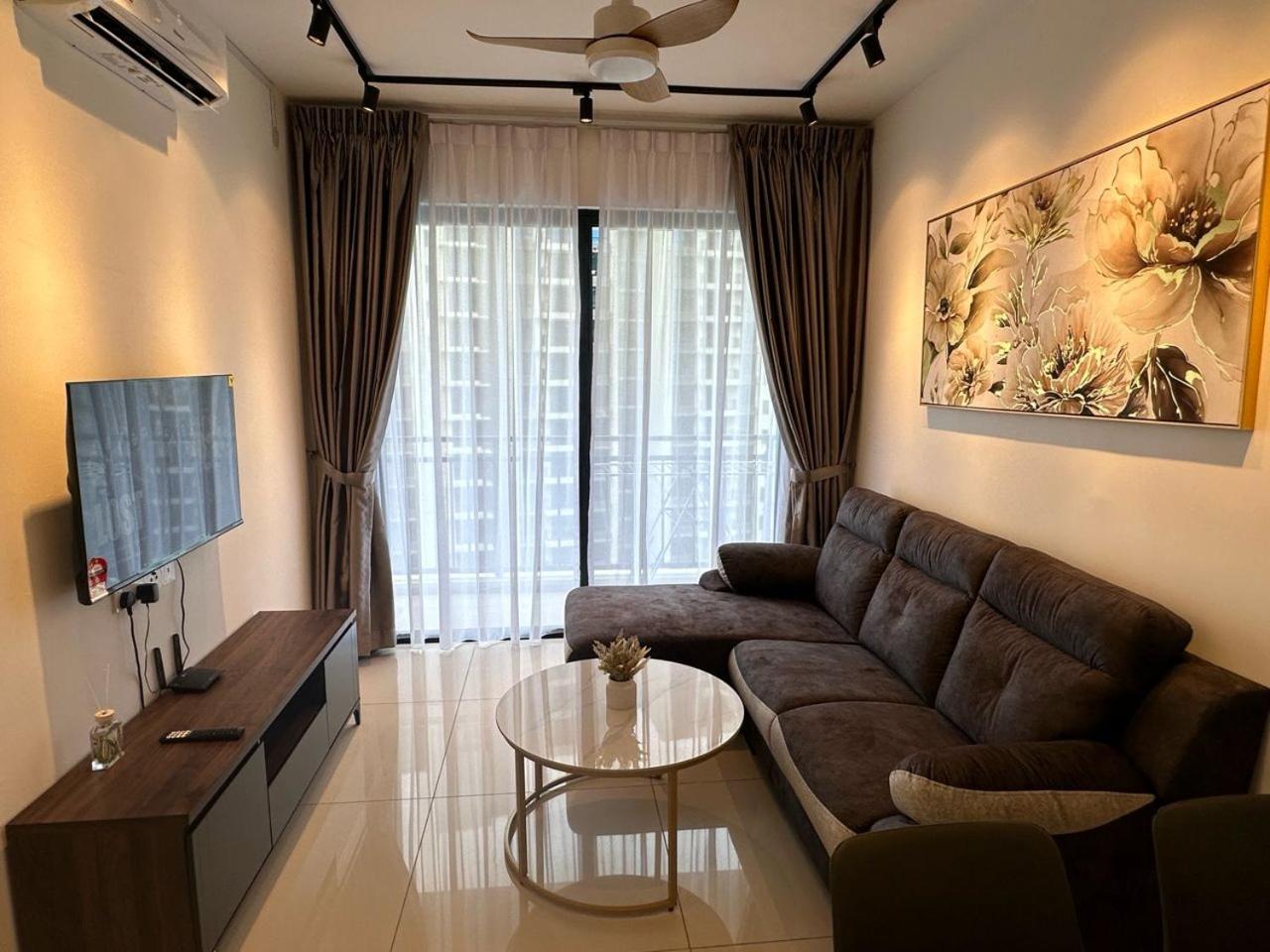 Central Park 2 Bedrooms