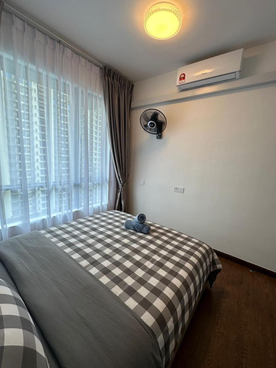 Central Park 2 Bedrooms