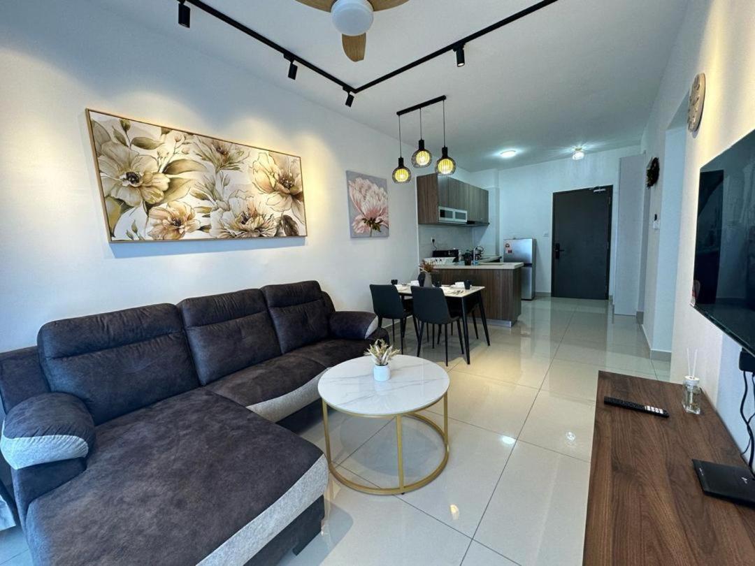 Central Park 2 Bedrooms