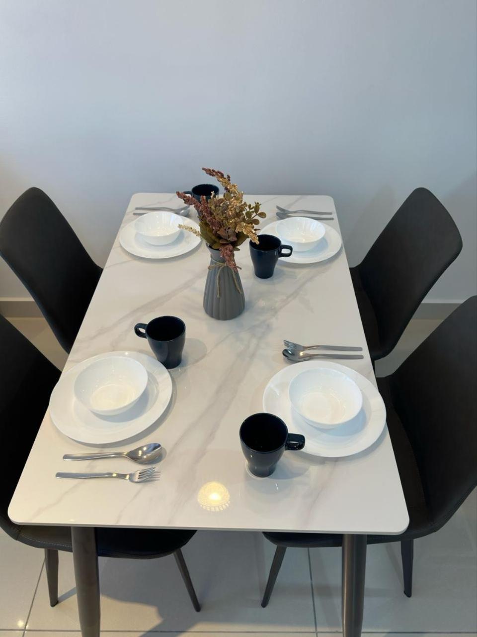 Central Park 2 Bedrooms